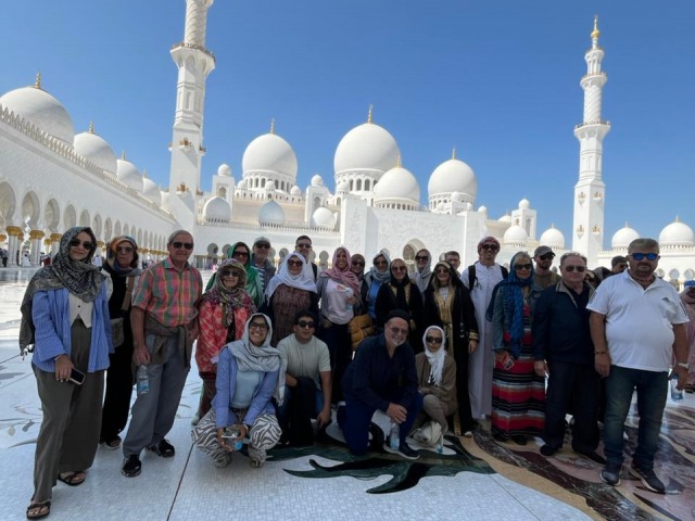 El grupo de viajeros en Dub�i regresa a la Argentina